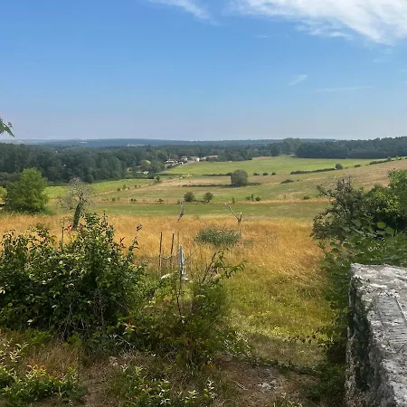 Avec Piscine Et Vue A 15 Min D'angouleme Garat